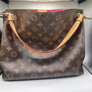 Louis Vuitton Graceful PM with Strap